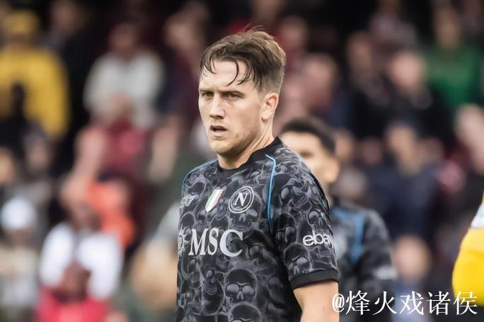 泽林斯基：输给利物浦后期待反弹；身体无恙状态良好